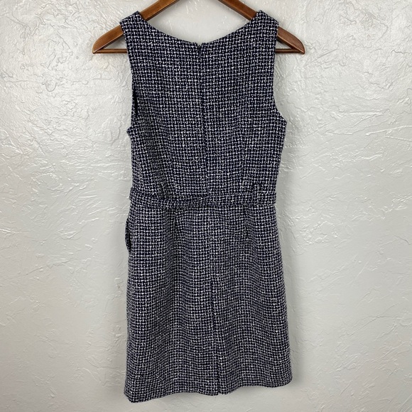 Banana Republic Tweed Navy Belted
Sleeveless Sheath Dress Size 2P - Picture 7 of 12